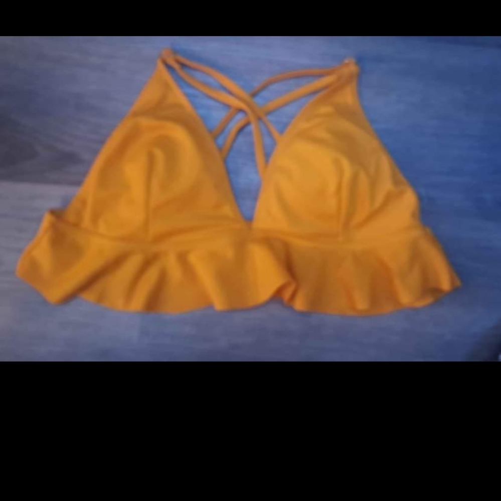 Bathing suit top